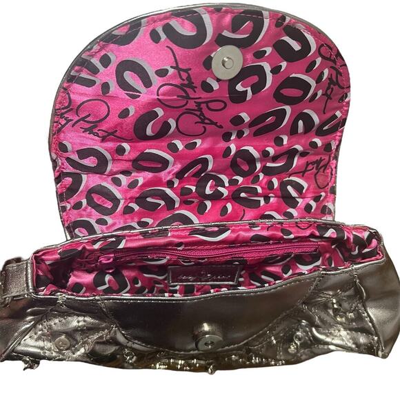 Vintage Y2K Baby Phat Silver Metallic Wrislet Clutch - Picture 4 of 5